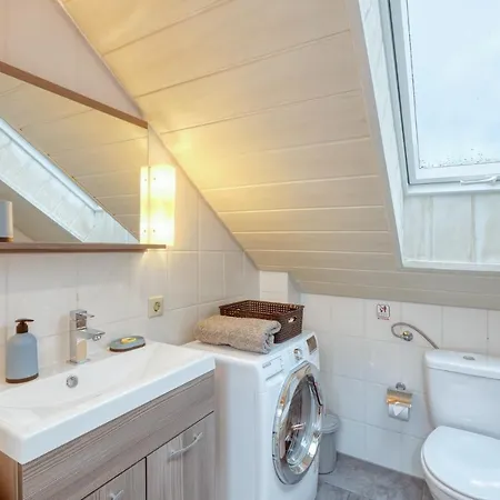 Seepark Bei Diane Mit Sauna Сasa de vacaciones *